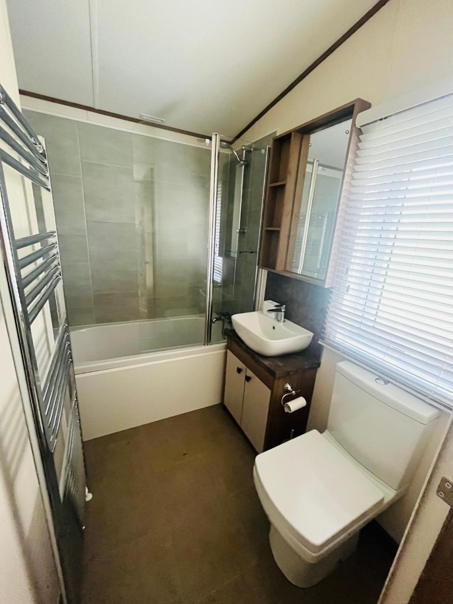 Lakeside Escape With Hot Tub York Luaran gambar