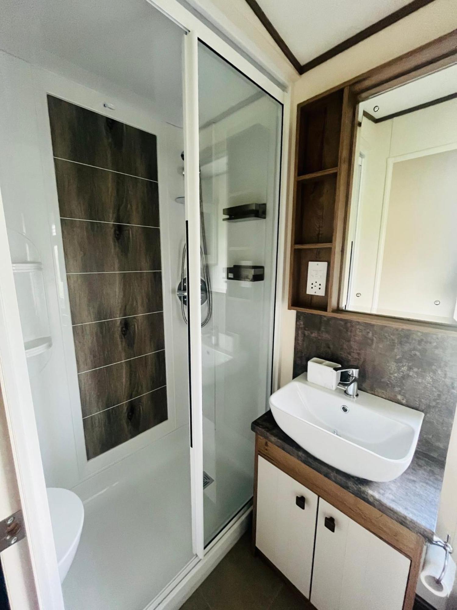 Lakeside Escape With Hot Tub York Luaran gambar